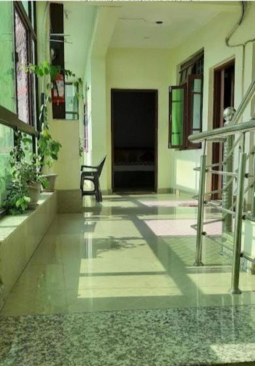 Manik Guest House Rishīkesh Eksteriør bilde